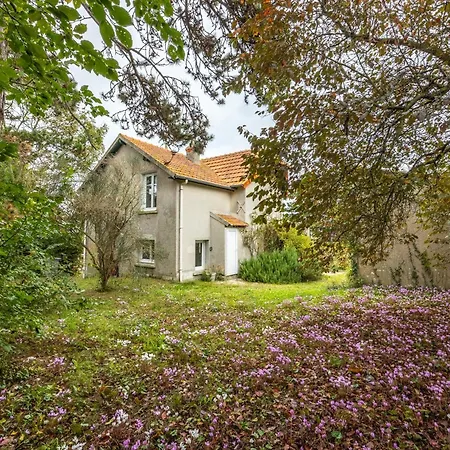 Holiday home Emji - Maison Proche De La Ver-sur-Mer